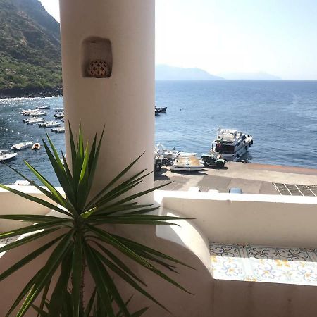Albergo Seaside Leni エクステリア 写真