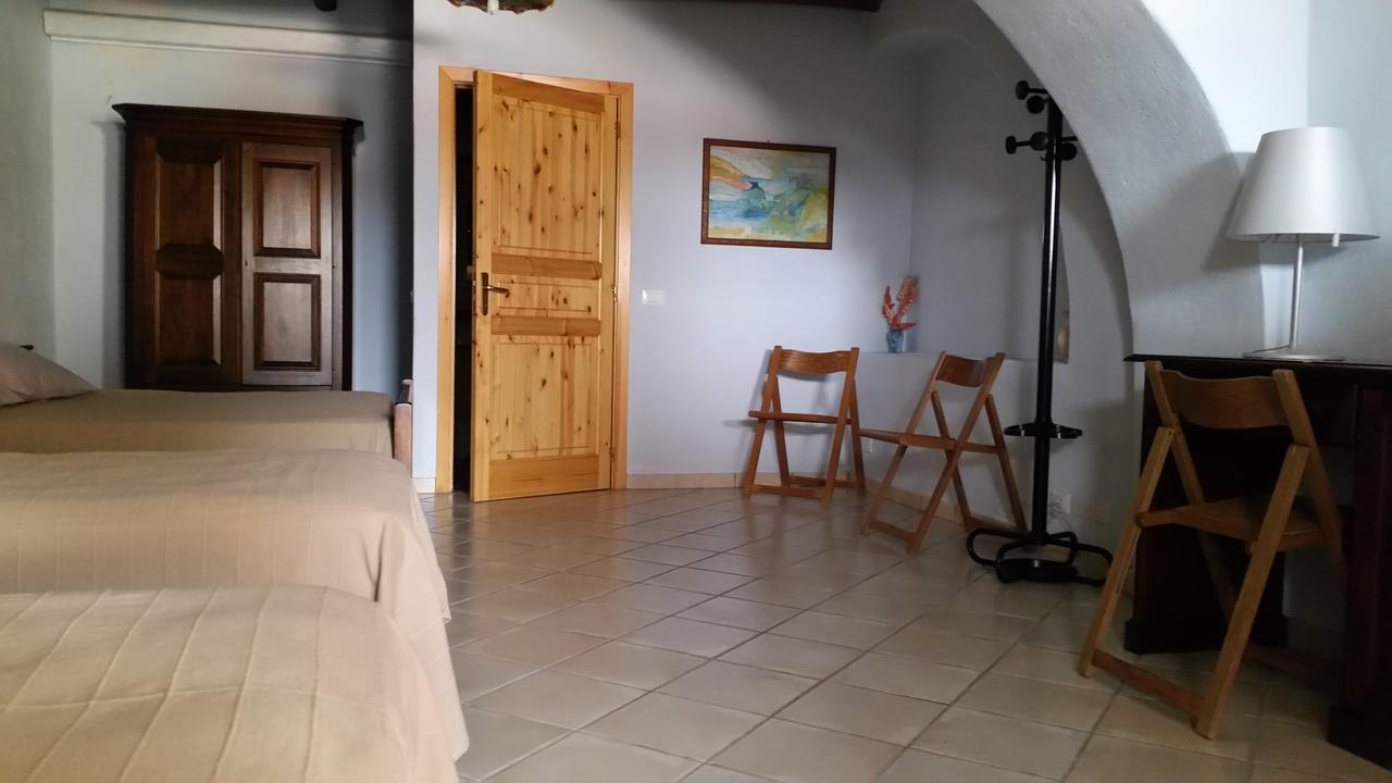 Albergo Seaside Leni エクステリア 写真
